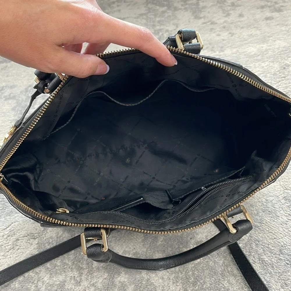 MICHAEL Michael Kors Ciara Saffiano Leather 2 Way Shoulder Bag Purse Black